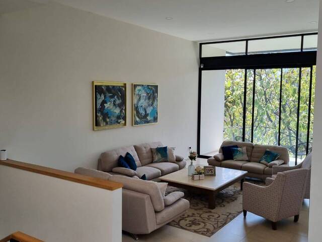Casa para Venta en Zapopan - 4