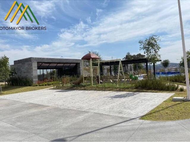 Área para Venta en Zapopan - 4