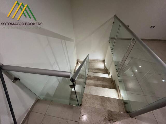 Casa para Venta en Zapopan - 5