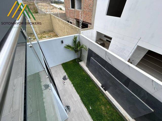 Casa para Venta en Zapopan - 4