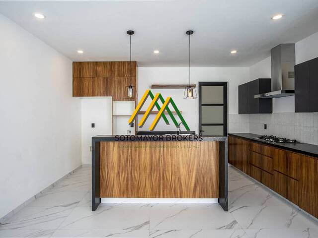 Casa para Venta en Zapopan - 4