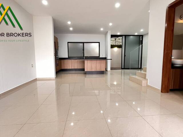 #114 - Departamento para Venta en Tlajomulco de Zúñiga - JC