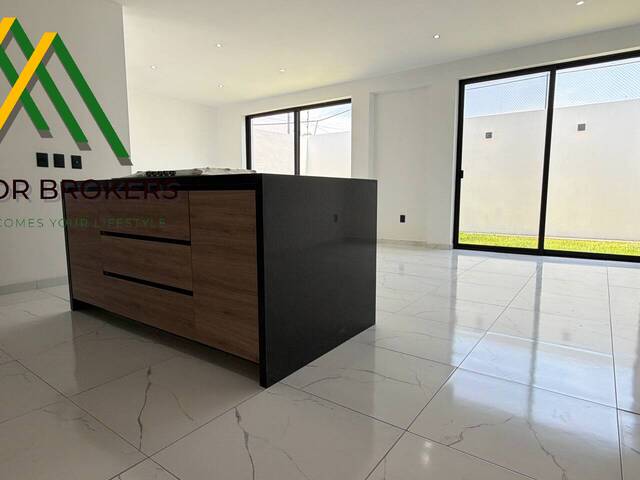 Casa para Venta en Zapopan - 4