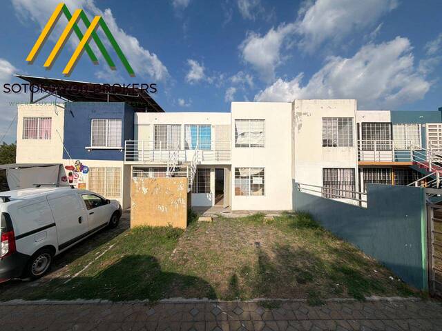 #156 - Casa para Venta en Tlajomulco de Zúñiga - JC