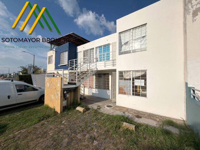 #156 - Casa para Venta en Tlajomulco de Zúñiga - JC