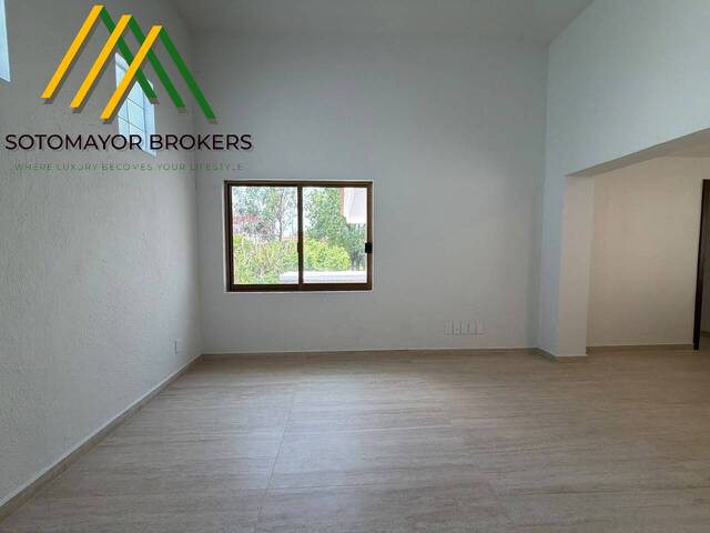 Casas en Venta para Venta en Zapopan - 5
