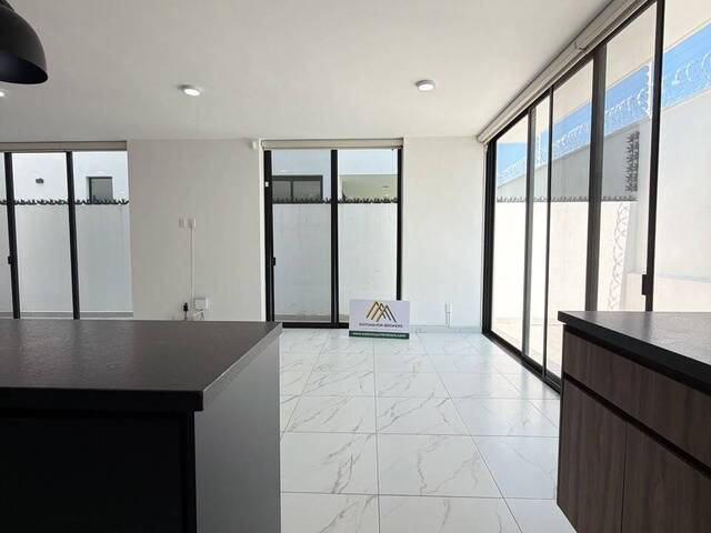 Casas en Venta para Venta en Zapopan - 5