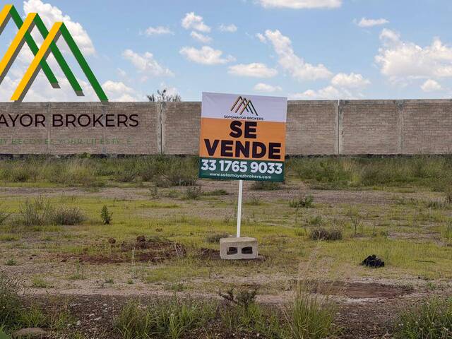 Terrenos en Venta para Venta en Tlaquepaque - 5