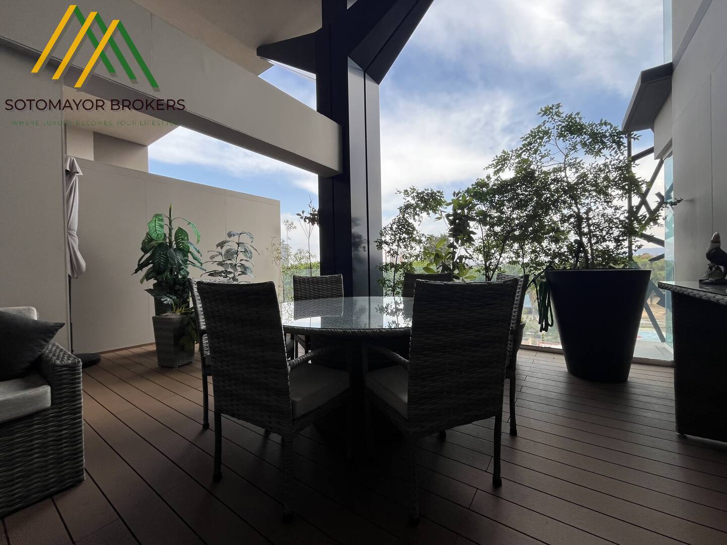 DEPARTAMENTO DE LUJO  EN VENTA VISTA LOMAS 3 HABITACIONES