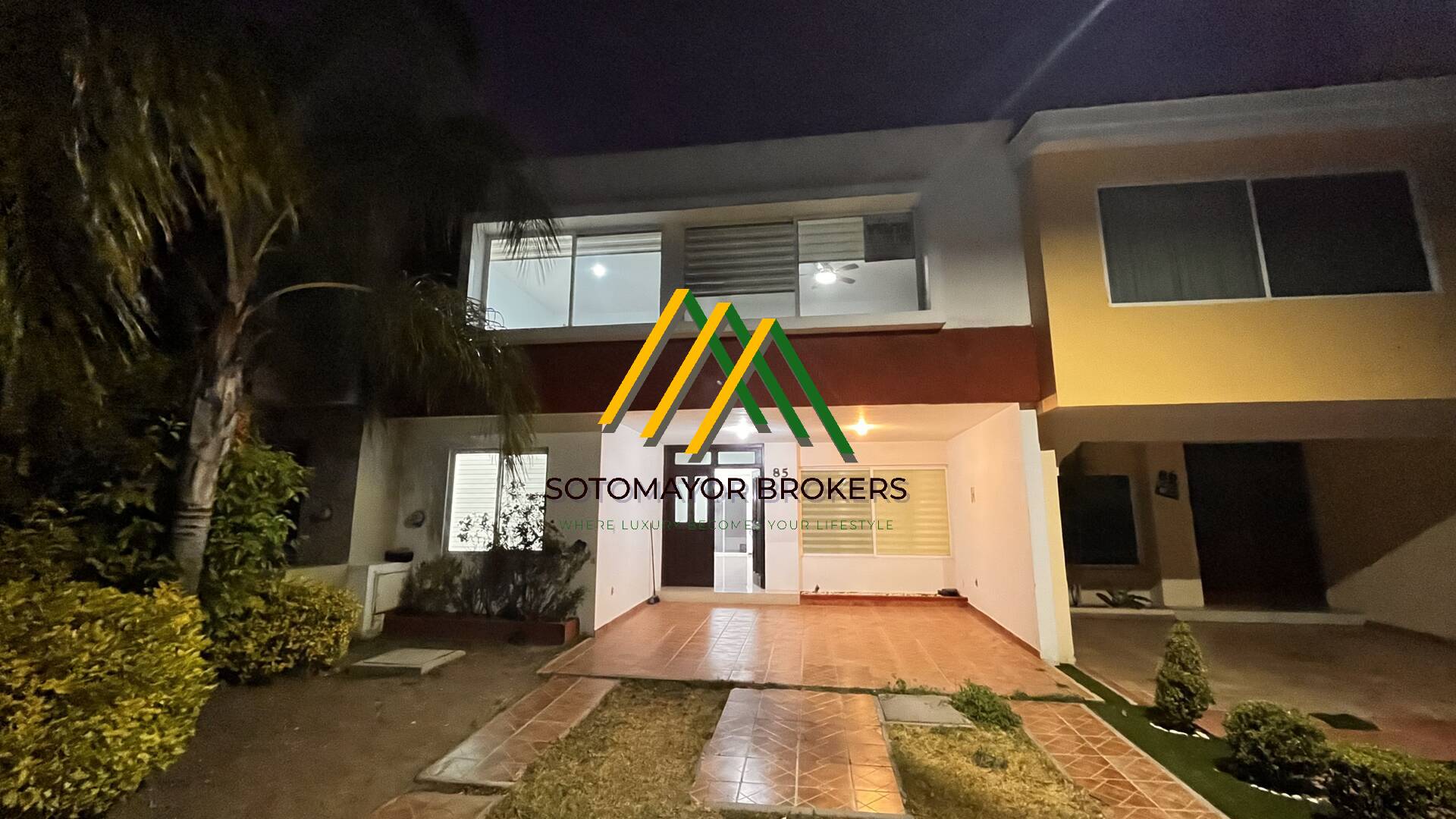 RESIDENCIA EN VENTA RINCONADA VALLARTA CD. GRANJA