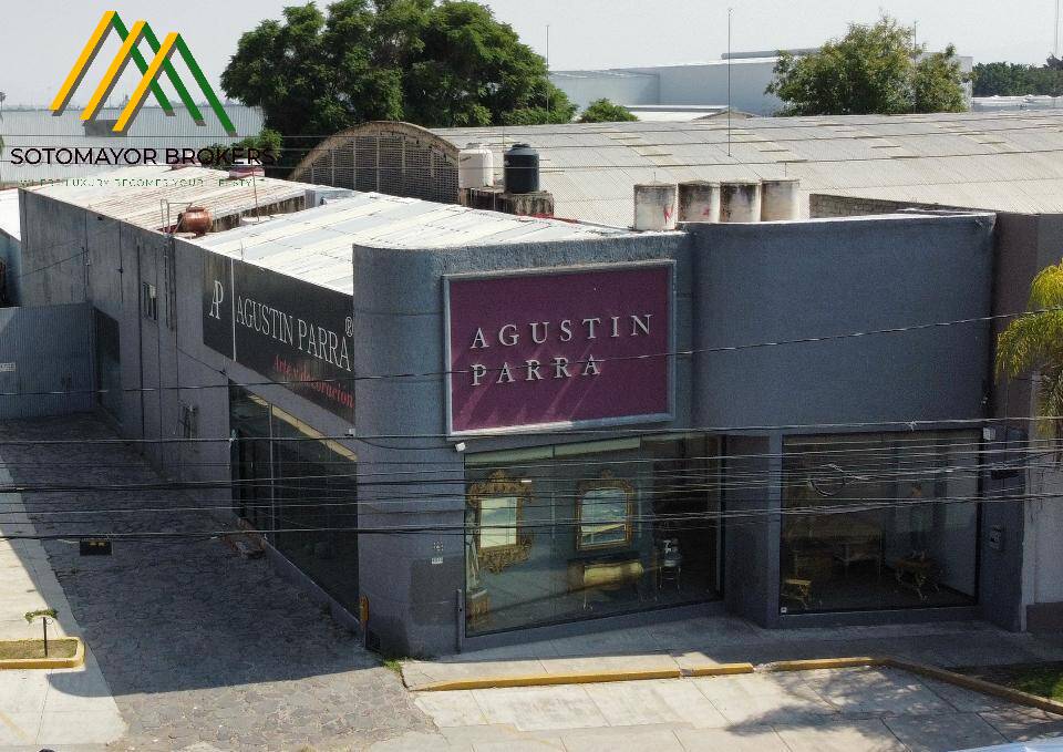 BODEGA COMERCIAL EN VENTA SOBRE LOPEZ MATEOS SUR A 500M2 DEL PERIFERICO