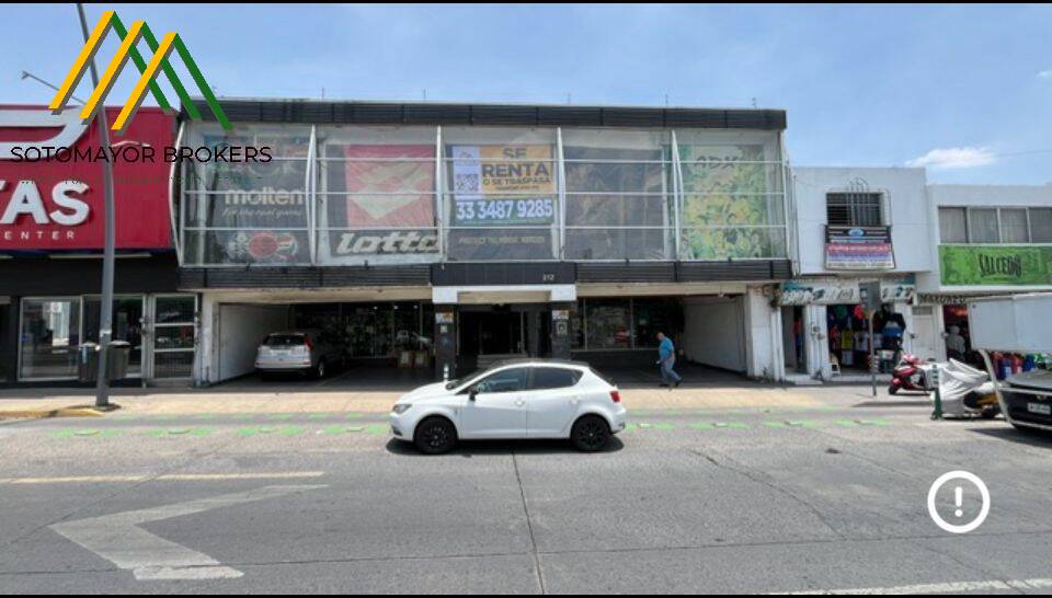 LOCAL COMERCIAL EN RENTA ZONA CENTRO AV. REVOLUCION GUADALAJARA