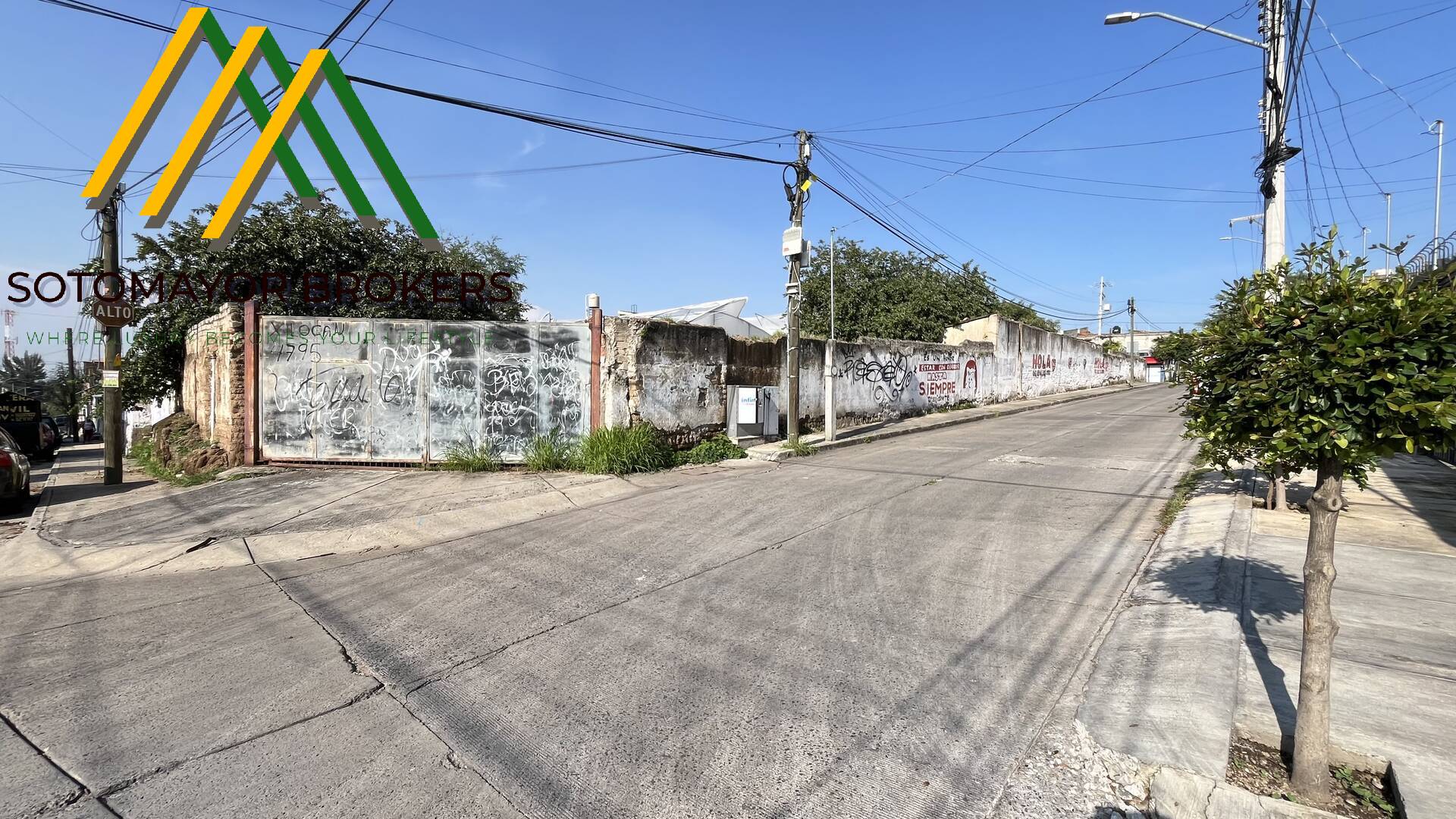 SE RENTA TERRENO BODEGA NUEVA ESPAÑA, CERCA DE AV. COLON