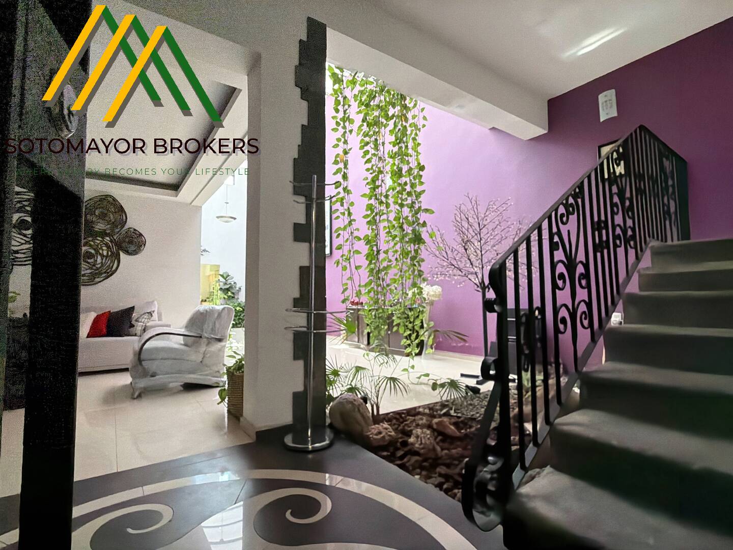 CASA EN VENTA COLONIA LA PAZ TLAQUEPAQUE CERCA EL PARIAN