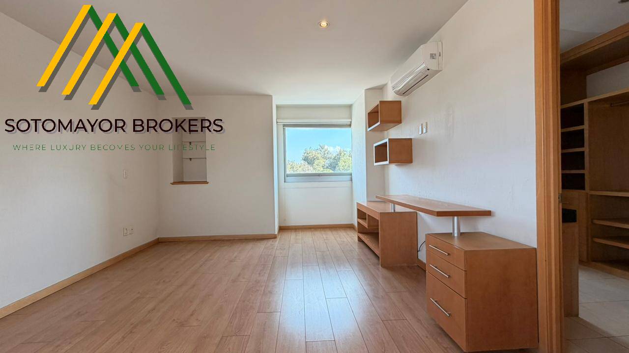 Departamento en venta en Torre Platinum frente a Colomos | 3 recámaras